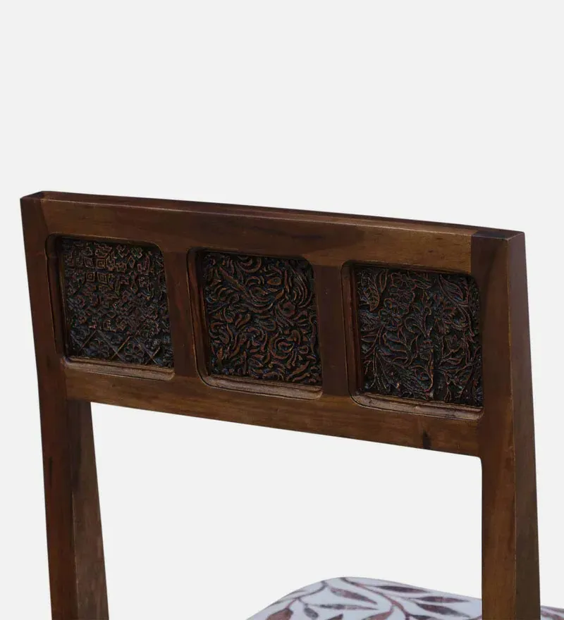 Aakrit Sheesham Wood 6 Seater Dining Set In Provincial Teak Finish.jpg11.webp