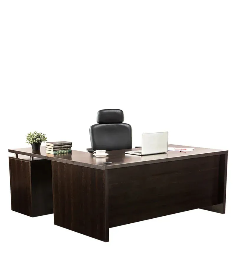 Executive Desk in Brown Finish.jpg1.webp