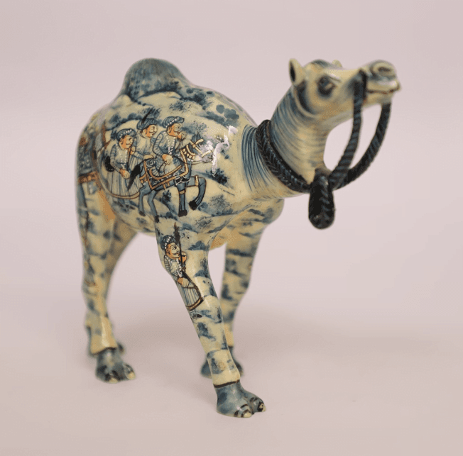 Handmade-Camel-Statue-In-Multicolour-2022-04-26-at-1.32.59-PM.png