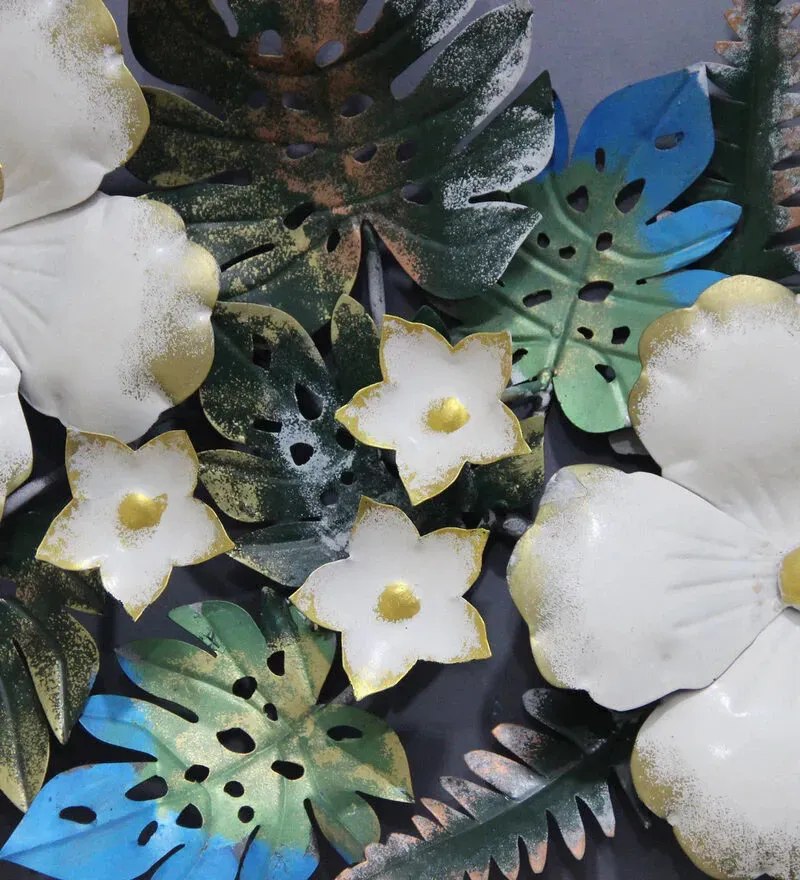 Iron Leaf Wall Art In White.jpg4.webp