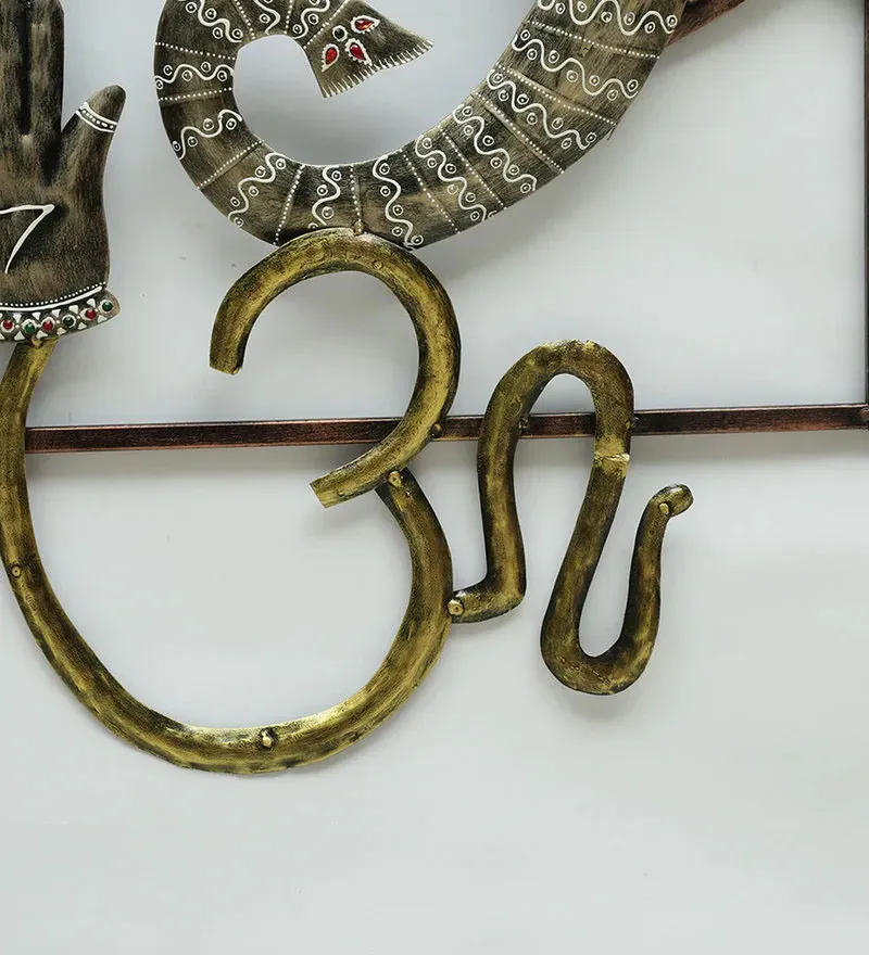 Iron Lord Ganesha Wall Art With LED In Gold.jpg7.webp