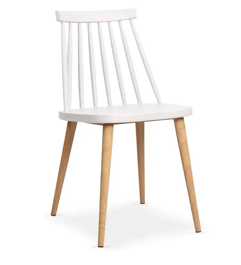 Scandinavian Plastic Dining Chairs in White Colour.jpg4.webp
